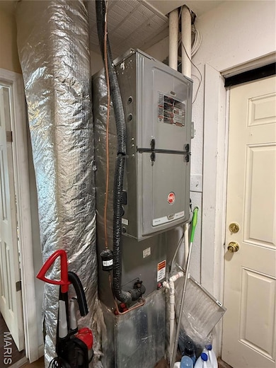 525 Walnut St, Hannibal, MO 63401 - photo 4