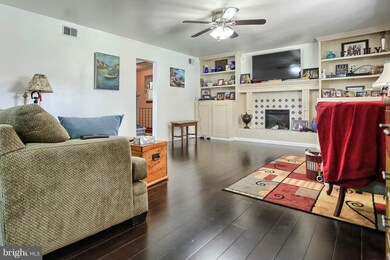 2938 Jefferson Dr, Chambersburg, PA 17201 - photo 6