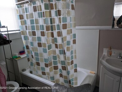 516 N Sycamore St, Lansing, MI 48933 - photo 6