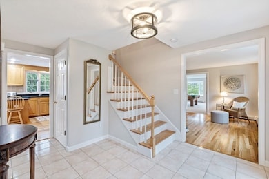 9 Roosevelt Ln, Hopkinton, MA 01748 - photo 3