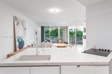 715 Crandon Blvd unit 305, Key Biscayne, FL 33149 - photo 5