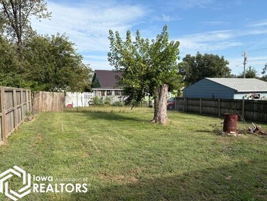 1423 S 16th St, Centerville, IA 52544 - photo 6