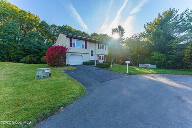 13 Rosemary Dr, Albany, NY 12211 - photo 4