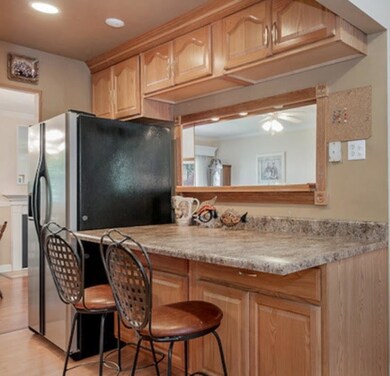 1649 Leytonstone Dr, Wheaton, IL 60189 - photo 4