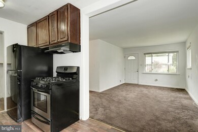 1403 Ruatan St, Hyattsville, MD 20783 - photo 7