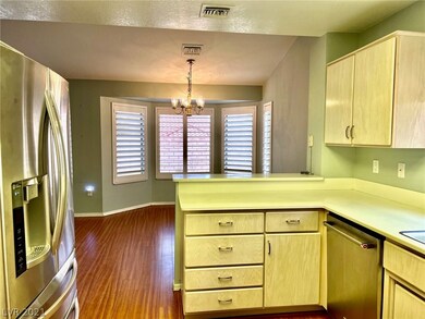 Kitchen to nook