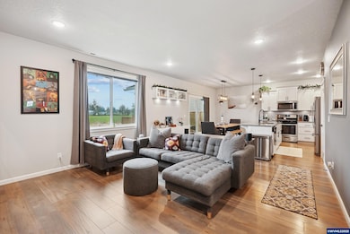 4245 Sagecrest Dr NE, Albany, OR 97322 - photo 7