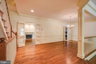 9428 Turnberry Dr, Potomac, MD 20854 - photo 5