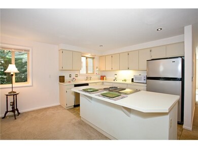 8229 212th St SW unit 104, Edmonds, WA 98026 - photo 4