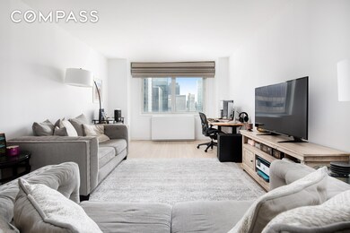 212 E 47th St unit 21D, New York, NY 10017 - photo 2