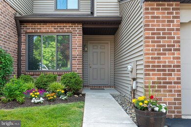 402 Hanover Ct, Chesterbrook, PA 19087 - photo 2