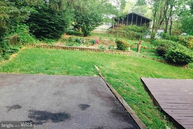 8327 Cottage St, Vienna, VA 22180 - photo 3