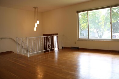 1380 Cranwood Dr, Columbus, OH 43229 - photo 5