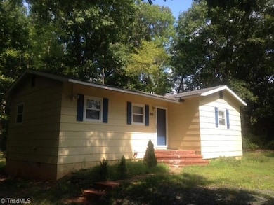 1903 Nc Highway 42 S, Asheboro, NC 27205 - photo 2