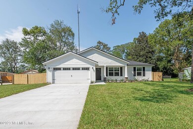 8533 Synhoff Dr, Jacksonville, FL 32216 - photo 7