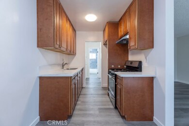 5476 Linden Ave unit 1, Long Beach, CA 90805 - photo 3