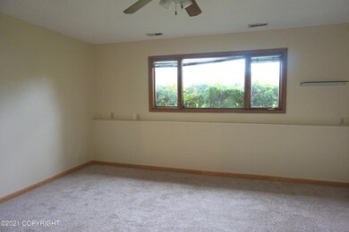 8740 Carter Cir, Anchorage, AK 99507 - photo 5