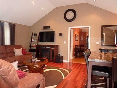 3168 Bradford Ave, Erie, PA 16506 - photo 7