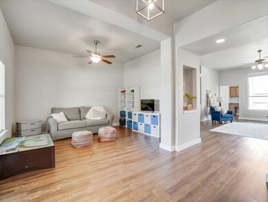 951 W Cedar St, Celina, TX 75009 - photo 4