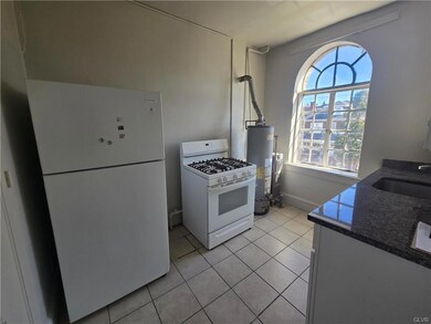 218 S 15th St unit 13, Allentown, PA 18102 - photo 5