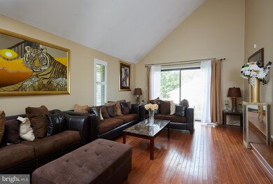 20504 Aspenwood Ln, Montgomery Village, MD 20886 - photo 5