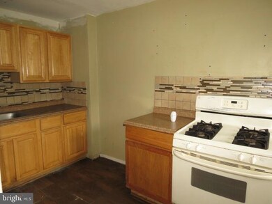 337 Mulberry St, Darby, PA 19023 - photo 6