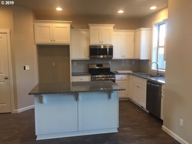 412 N 9th Ct unit 10, Cornelius, OR 97113 - photo 5