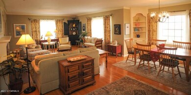 beautiful front living room