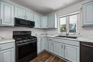 4736 Savannah Ct SE, Cedar Rapids, IA 52403 - photo 5