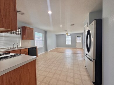 10855 Tallow Briar, Houston, TX 77075 - photo 6