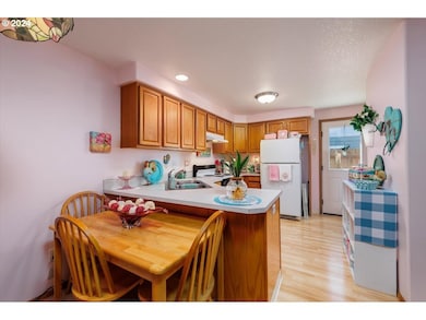 6220 SE Apollo Way unit 32, Hillsboro, OR 97123 - photo 5