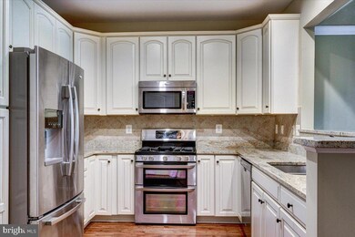 8616 Wintergreen Ct unit 104, Odenton, MD 21113 - photo 4