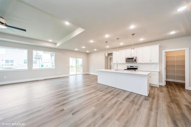 15015 Springbrook Trail, Urbandale, IA 50323 - photo 2