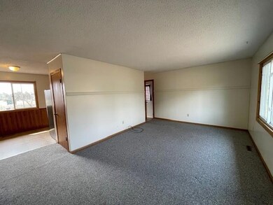 604 7th St W, Park Rapids, MN 56470 - photo 4