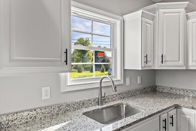 480 Bellaire Dr, Harrodsburg, KY 40330 - photo 4