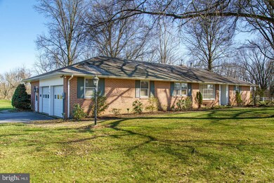 50 Clarence Ave, Shoemakersville, PA 19555 - photo 2