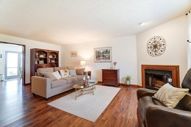 1953 Rockdale Dr unit 30, Columbus, OH 43229 - photo 4