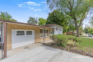 17122 Whitman Ave, Hazel Crest, IL 60429 - photo 3