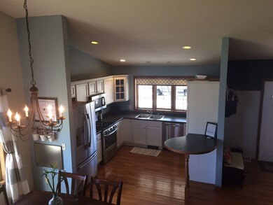 2770 Sunflower Dr, Fitchburg, WI 53711 - photo 5