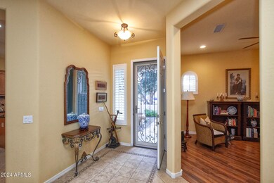 014_20478N267Ave