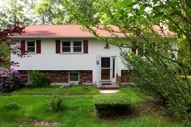 2 Laurel Ln, Spencer, MA 01562 - photo 2