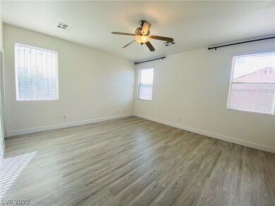 8289 Freshwater Pearl St, Las Vegas, NV 89139 - photo 4
