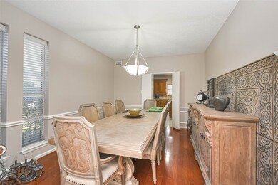 3918 Cherry Forest Dr, Houston, TX 77088 - photo 4