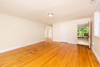 604 Middlebrook Rd, Staunton, VA 24401 - photo 4