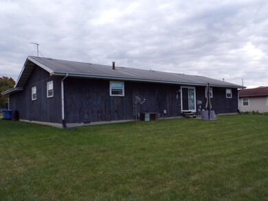 9626-9628 Buchanan St, Crown Point, IN 46307 - photo 2