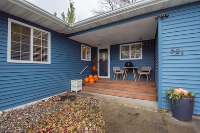 521 37th Ave S, Moorhead, MN 56560 - photo 4