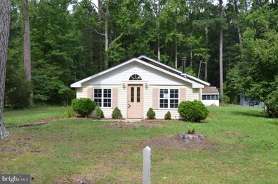 199 Wakefield Dr, Colonial Beach, VA 22443 - photo 2