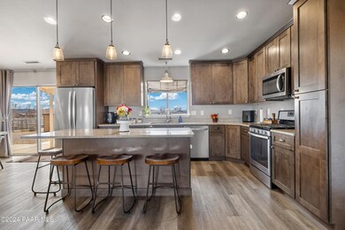 25620 N Burgundy Way, Paulden, AZ 86334 - photo 7