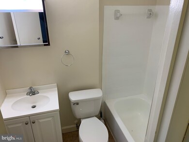 9751 Hagel Cir, Lorton, VA 22079 - photo 5