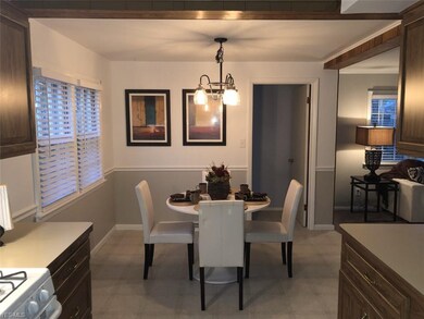 WARM AND INVITING. CUSTOM SHADES